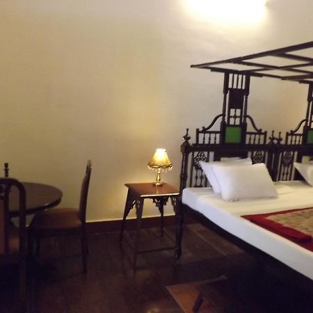 Ballard Bungalow Hotel Kochi Bagian luar foto